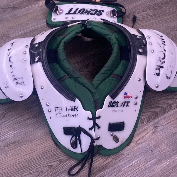 large schutt shoulder pads with back plate